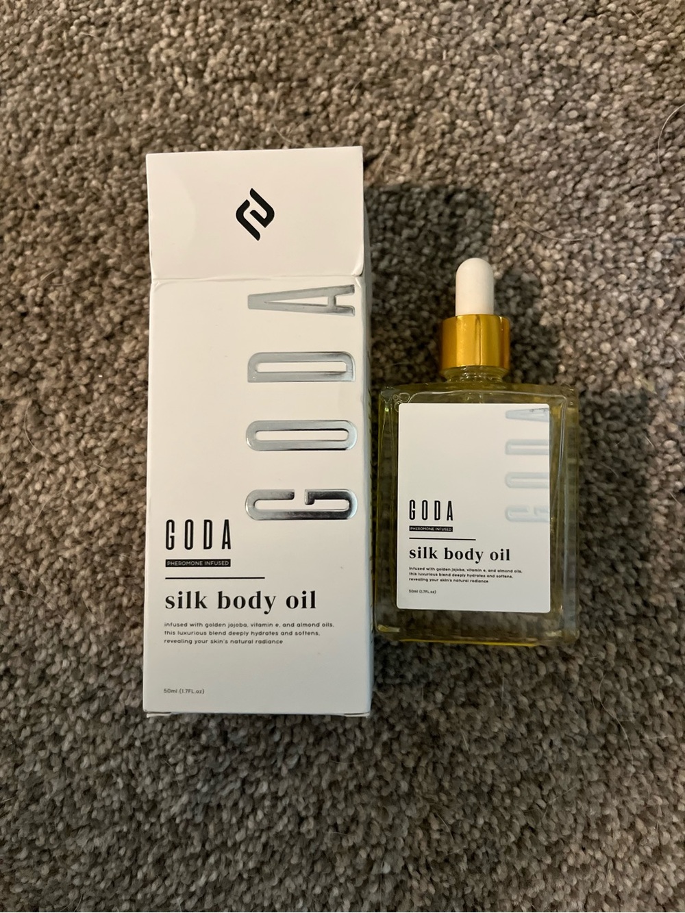 Silk Body Oil — White & Gold